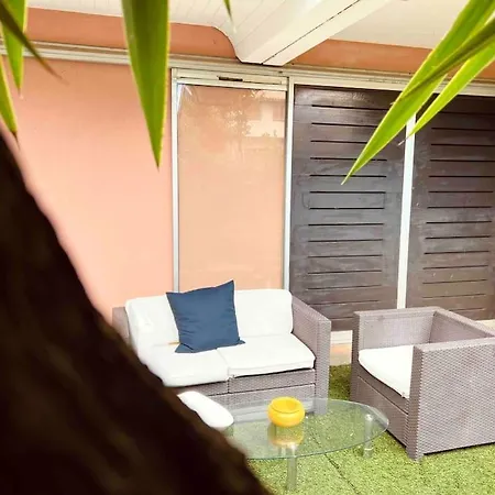 6p Private Garden Little St Tropez شقة *